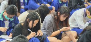 113學年度/感恩月宣導/高一.高二學生代表照片