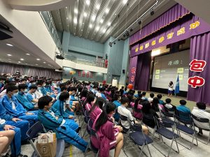 112學年度/包粽包中活動/國九學生代表照片