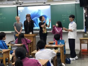 112學年度美語志工恩典教會台美語交流活動代表照片